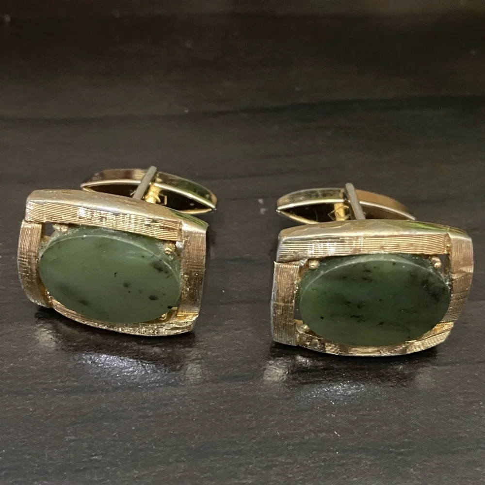 Vintage SWANK Pat Pend Brushed Gold Jade Jadeite Cufflinks